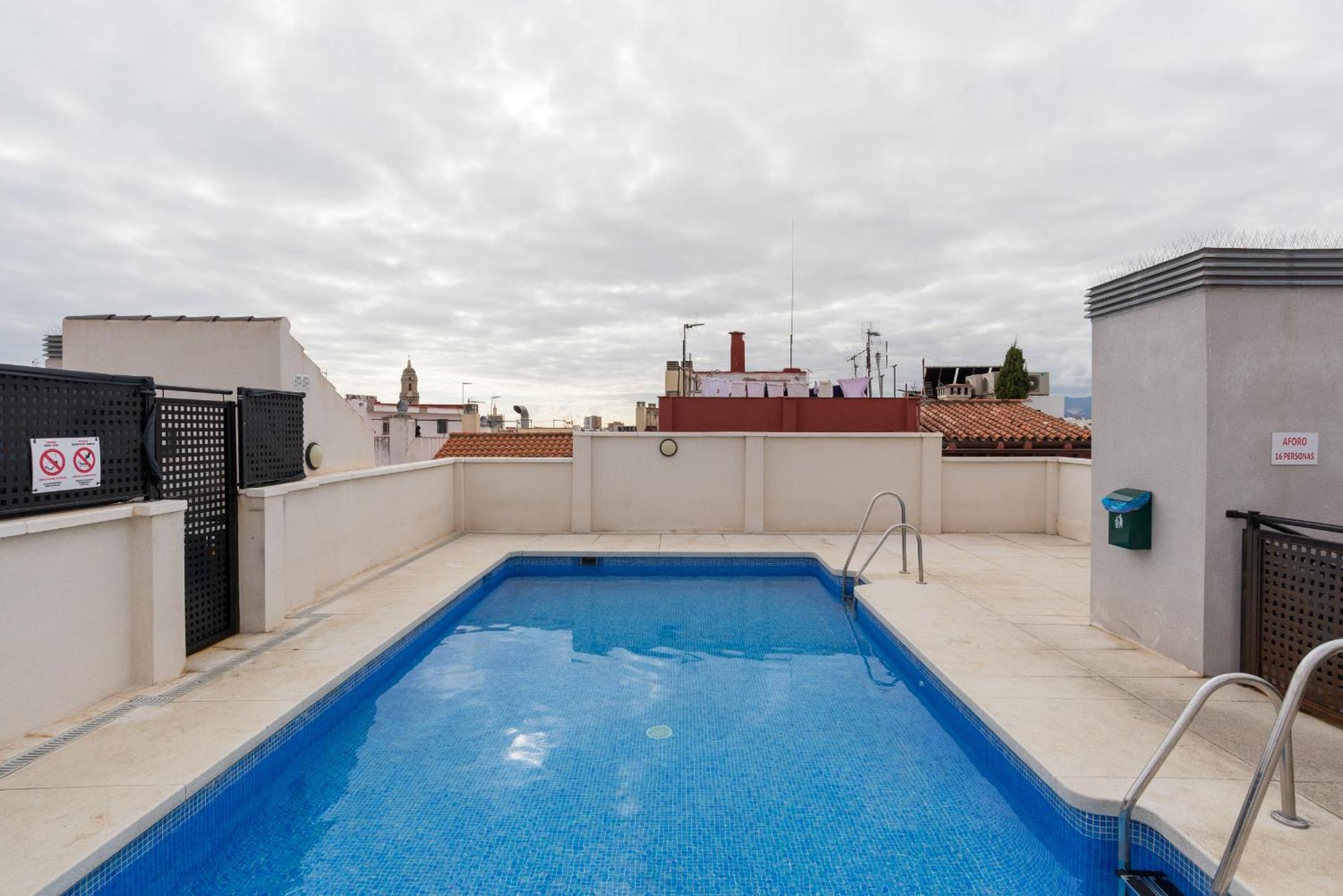 Historic Centre + Rooftop + Parking Málaga Kültér fotó